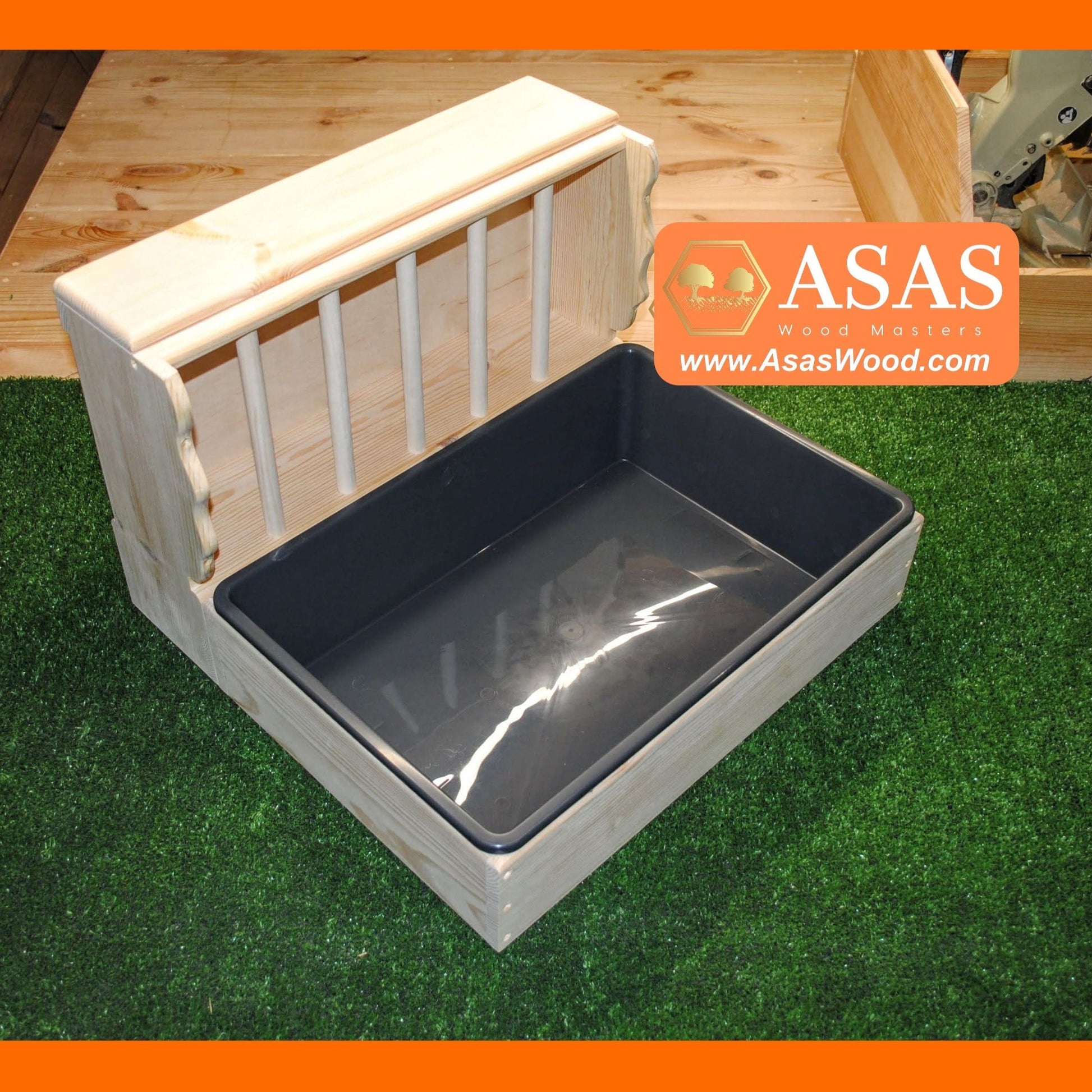 very comfortable and beautifully crafted handmade rabbit bunny hay feeder with litter box.